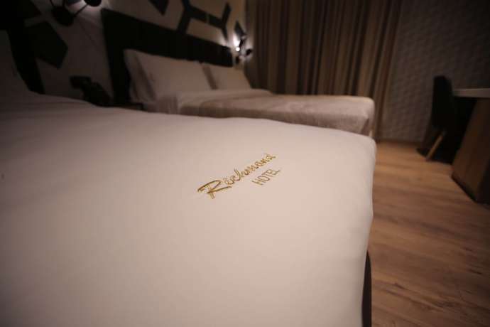 Imagen de la habitación del Hotel Richmond, KORCE. Foto 10