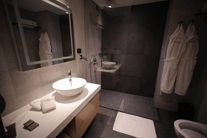 Imagen de la habitación del Hotel Richmond, KORCE. Foto 13