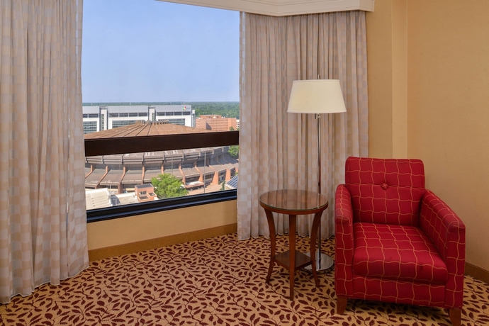 Imagen de la habitación del Hotel Richmond Marriott. Foto 6