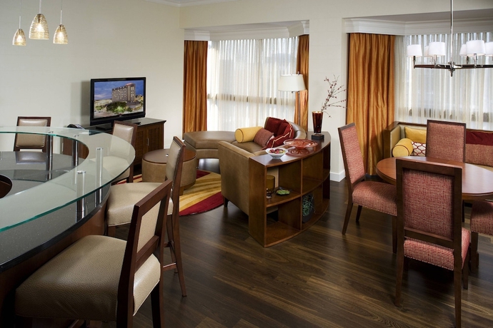 Imagen de la habitación del Hotel Richmond Marriott. Foto 13