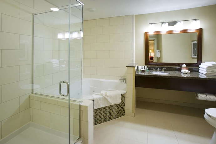 Imagen de la habitación del Hotel Richmond Marriott. Foto 15