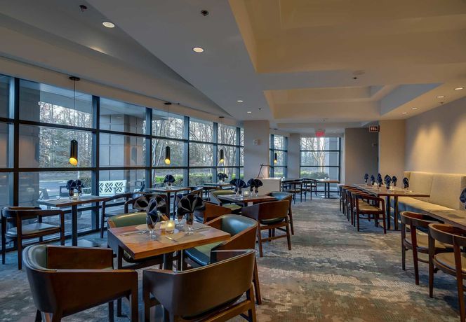 Imagen de los interiores del Hotel Richmond Marriott Short Pump. Foto 11