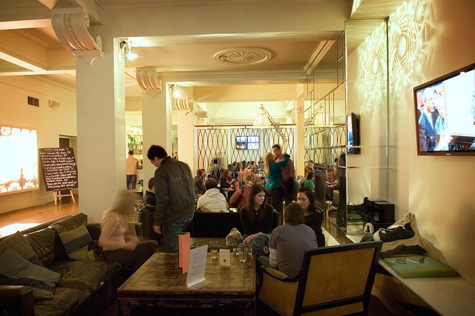 Imagen de los interiores del Hotel Richmond On Rundle Mall. Foto 7