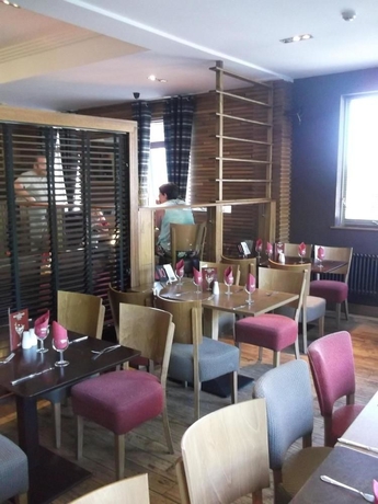 Imagen del bar/restaurante del Hotel Richmond Park. Foto 5