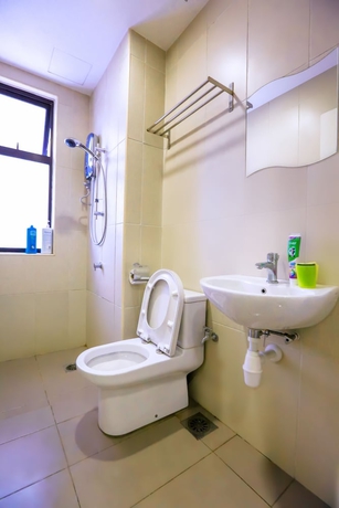 Imagen de la habitación del Hotel Richmond and Aston Kiara Suites Kl. Foto 9
