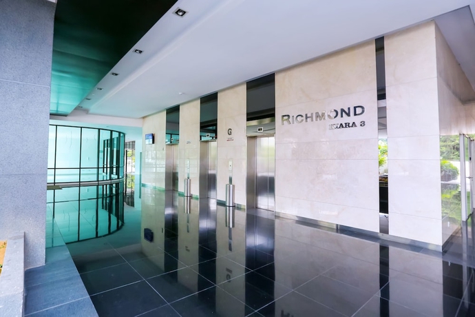 Imagen de los interiores del Hotel Richmond and Aston Kiara Suites Kl. Foto 19