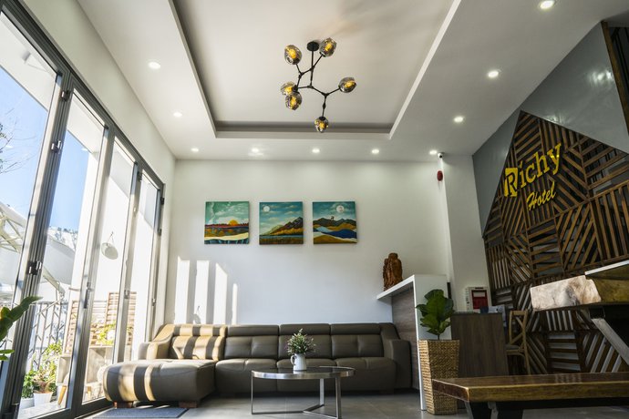 Imagen de los interiores del Hotel Richy Da Lat. Foto 17