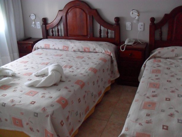 Imagen de la habitación del Hotel Rideamus. Foto 6