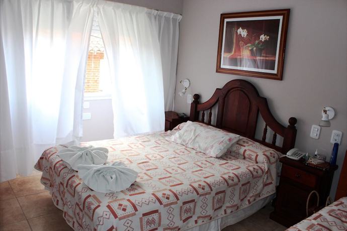 Imagen de la habitación del Hotel Rideamus. Foto 17
