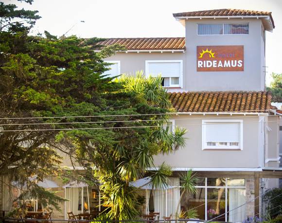 Imagen general del Hotel Rideamus. Foto 1