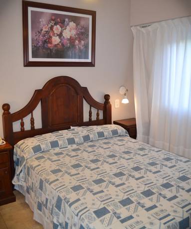 Imagen de la habitación del Hotel Rideamus. Foto 18