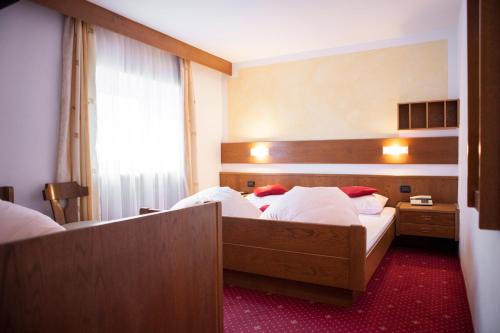 Imagen de la habitación del Hotel Rider Obereggen. Foto 8
