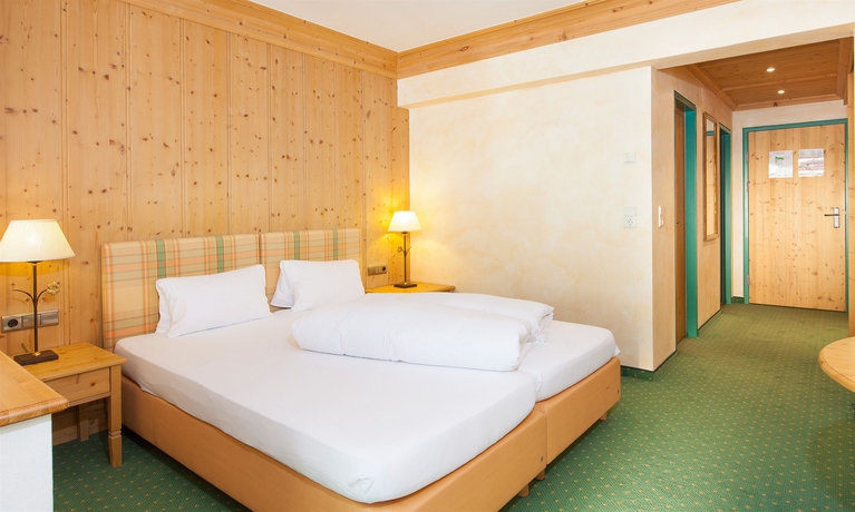 Imagen general del Hotel Riders In. Foto 4