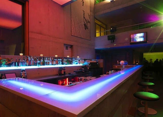 Imagen del bar/restaurante del Hotel Riders Palace. Foto 3