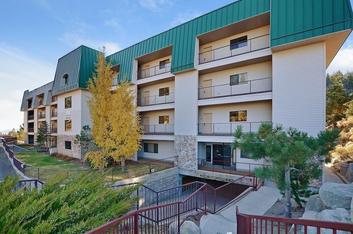 Imagen general del Hotel Ridge Pointe. Foto 6