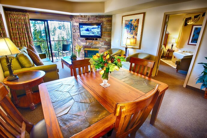 Imagen de la habitación del Hotel Ridge Pointe. Foto 16