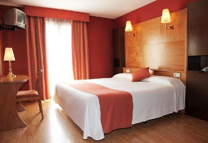 Imagen de la habitación del Hotel Ridomar. Foto 7