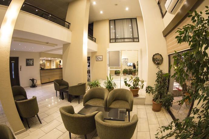 Imagen de los interiores del Hotel Ridvan. Foto 16