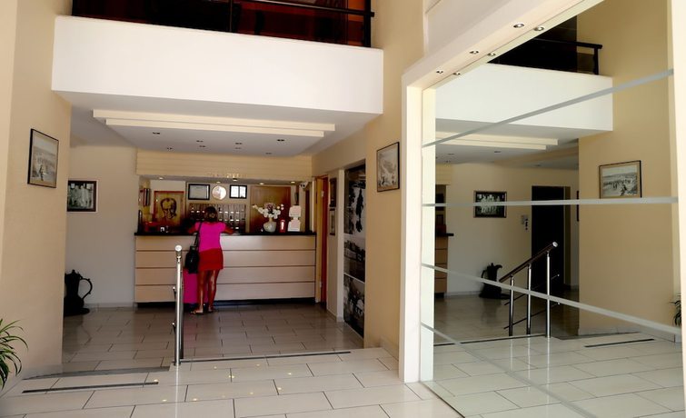 Imagen de los interiores del Hotel Ridvan. Foto 20