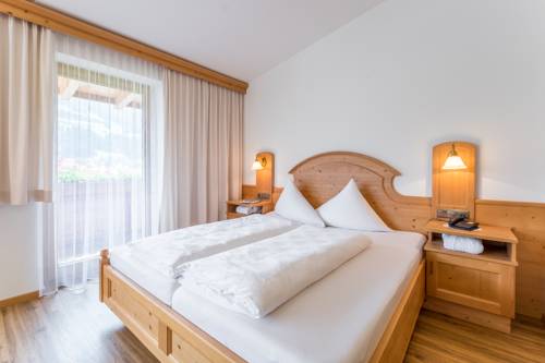 Imagen de la habitación del Hotel Riedl Im Zillertal. Foto 3