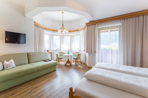 Imagen de la habitación del Hotel Riedl Im Zillertal. Foto 4