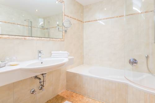 Imagen de la habitación del Hotel Riedl Im Zillertal. Foto 6