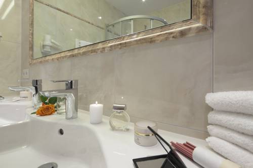 Imagen de la habitación del Hotel Riedl Im Zillertal. Foto 11