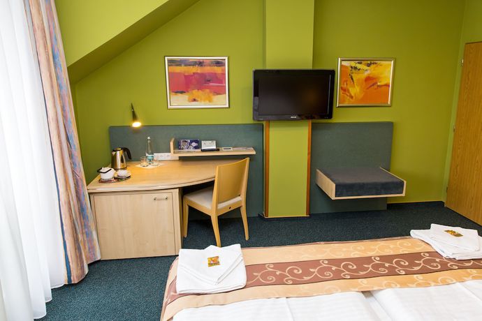 Imagen de la habitación del Hotel Rieger, Jič&iacute;n. Foto 8