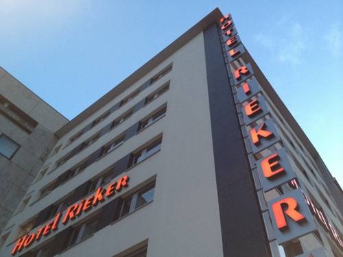 Imagen general del Hotel Rieker Stuttgart Hauptbahnhof. Foto 4
