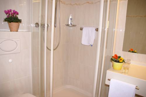 Imagen de la habitación del Hotel Riemann. Foto 14