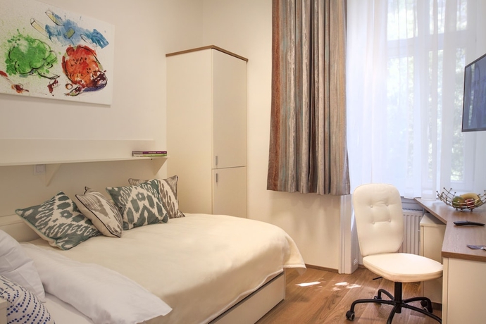 Imagen de la habitación del Hotel Riess City. Foto 3