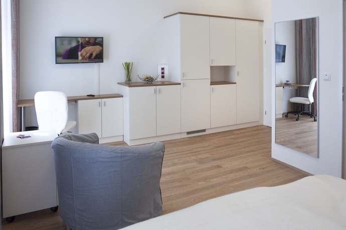 Imagen de la habitación del Hotel Riess City. Foto 7