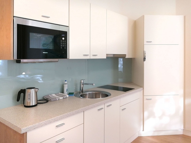 Imagen de la habitación del Hotel Riess City. Foto 16