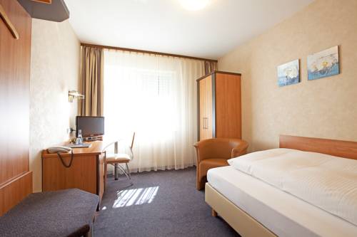 Imagen de la habitación del Hotel Rieth. Foto 7