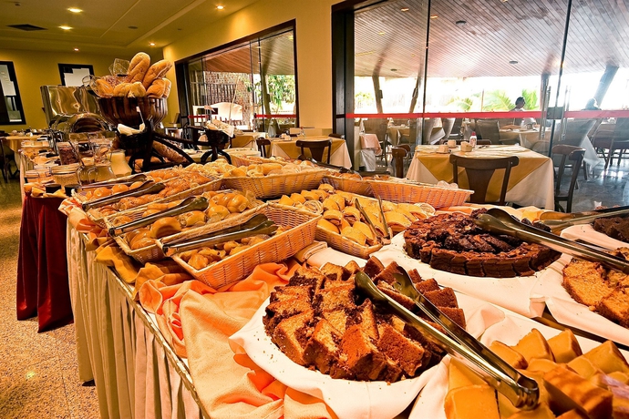 Imagen del bar/restaurante del Hotel Rifóles Praia and Resort. Foto 4