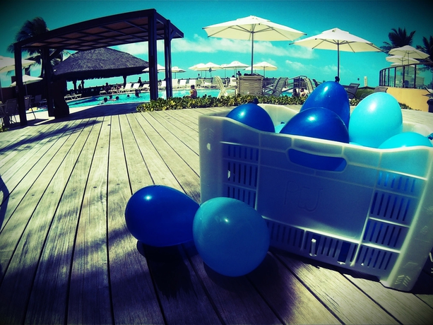 Imagen de la piscina del Hotel Rifóles Praia and Resort. Foto 15