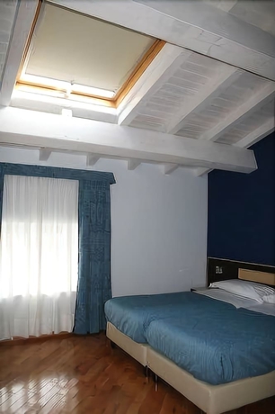 Imagen de la habitación del Hotel Rigel, Catania. Foto 6