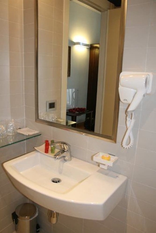 Imagen de la habitación del Hotel Rigel, Catania. Foto 13