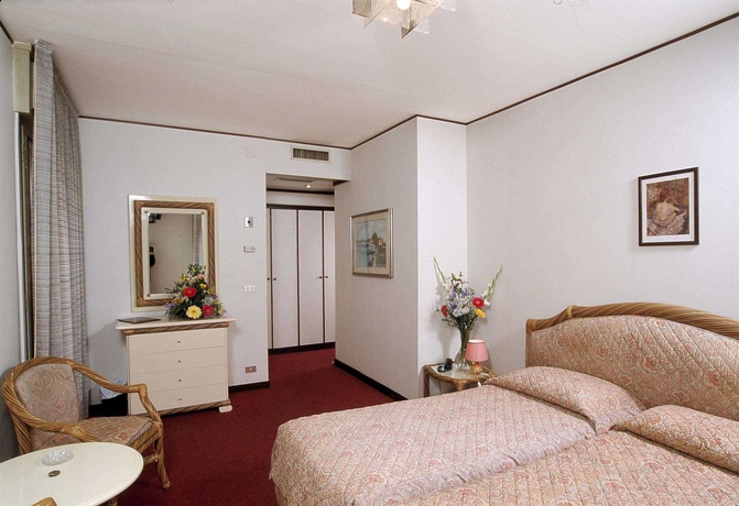 Imagen de la habitación del Hotel Rigel, Venecia. Foto 7