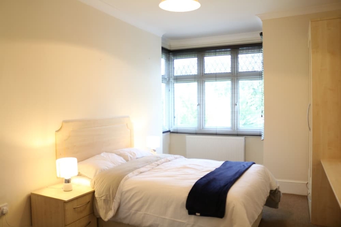 Imagen de la habitación del Hotel Right Stays. Foto 3