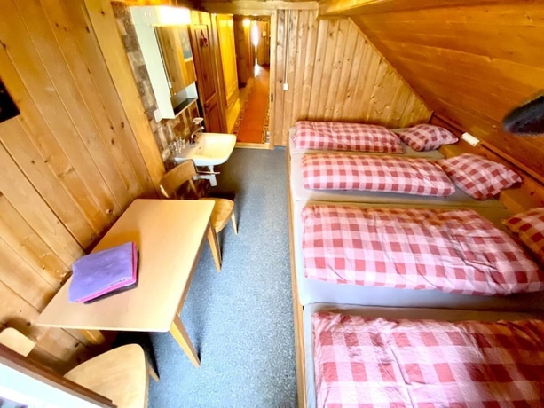 Imagen de la habitación del Hotel Rigi Burggeist. Foto 11