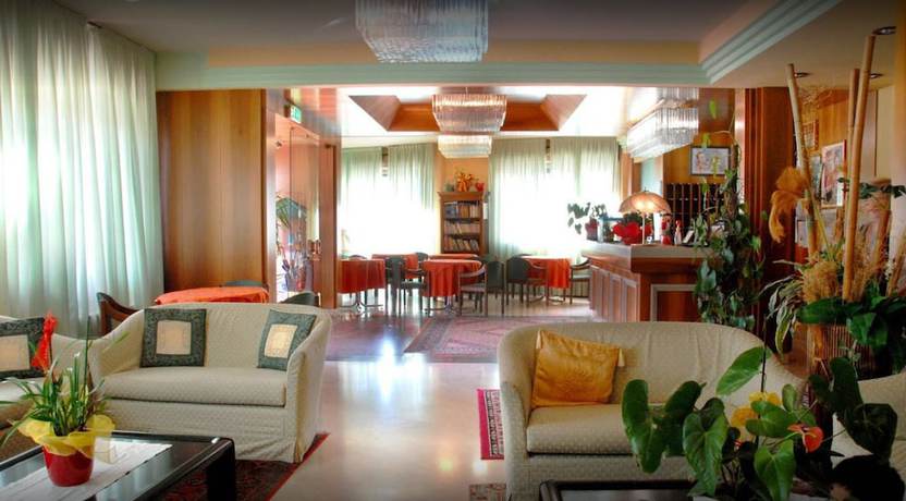 Imagen general del Hotel Rigoletto. Foto 1