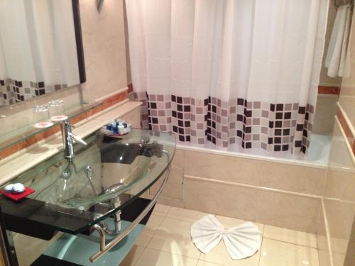 Imagen de la habitación del Hotel Rihab. Foto 10