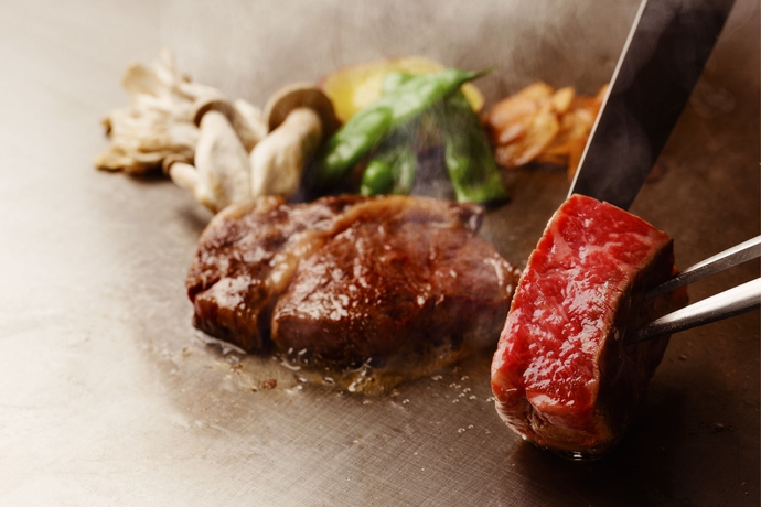 Imagen del bar/restaurante del Hotel Rihga Royal Hiroshima. Foto 6