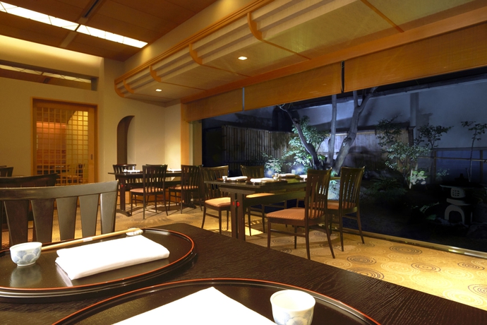 Imagen del bar/restaurante del Hotel Rihga Royal Kokura. Foto 6