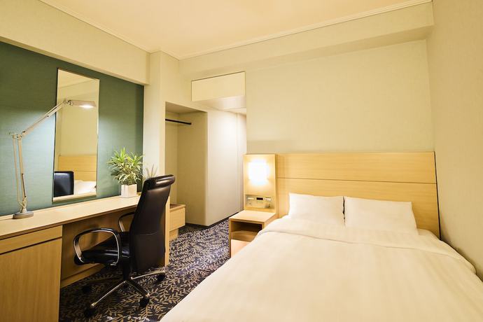 Imagen de la habitación del Hotel Rihga Royal Osaka. Foto 12