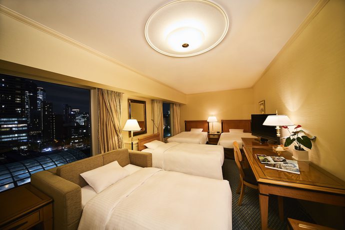 Imagen de la habitación del Hotel Rihga Royal Osaka. Foto 18