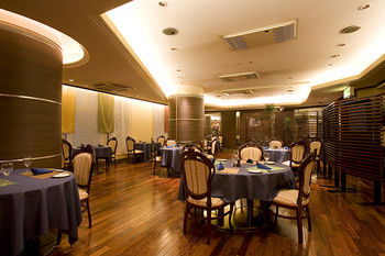 Imagen de los interiores del Hotel Rihga Zest Takamatsu. Foto 14