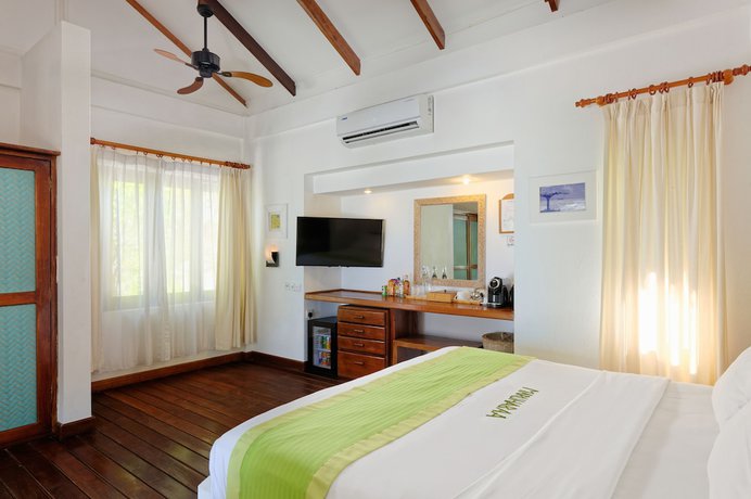 Imagen de la habitación del Hotel Rihiveli Maldives Resort. Foto 11