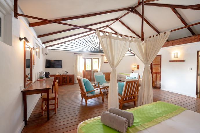 Imagen de la habitación del Hotel Rihiveli Maldives Resort. Foto 17
